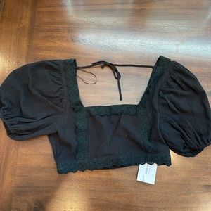 NWT. Black puff sleeve lace crop